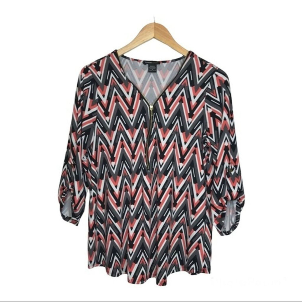 Robert Louis Womens Size M Stretch Knit Top Half Zip Black Coral Chevron Print